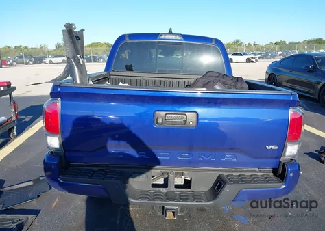 2022 Toyota Tacoma Trd Sport из США, поврежденный, VIN 3TMCZ5AN8NM459582